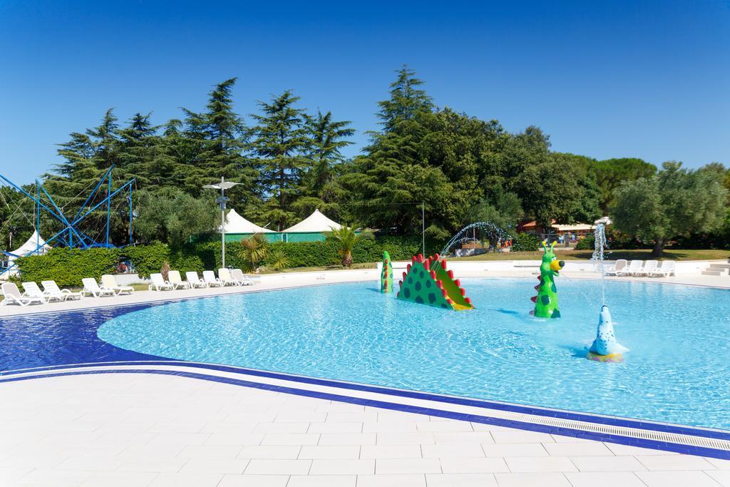 Holiday park Maistra Polari Mobile Homes 4*